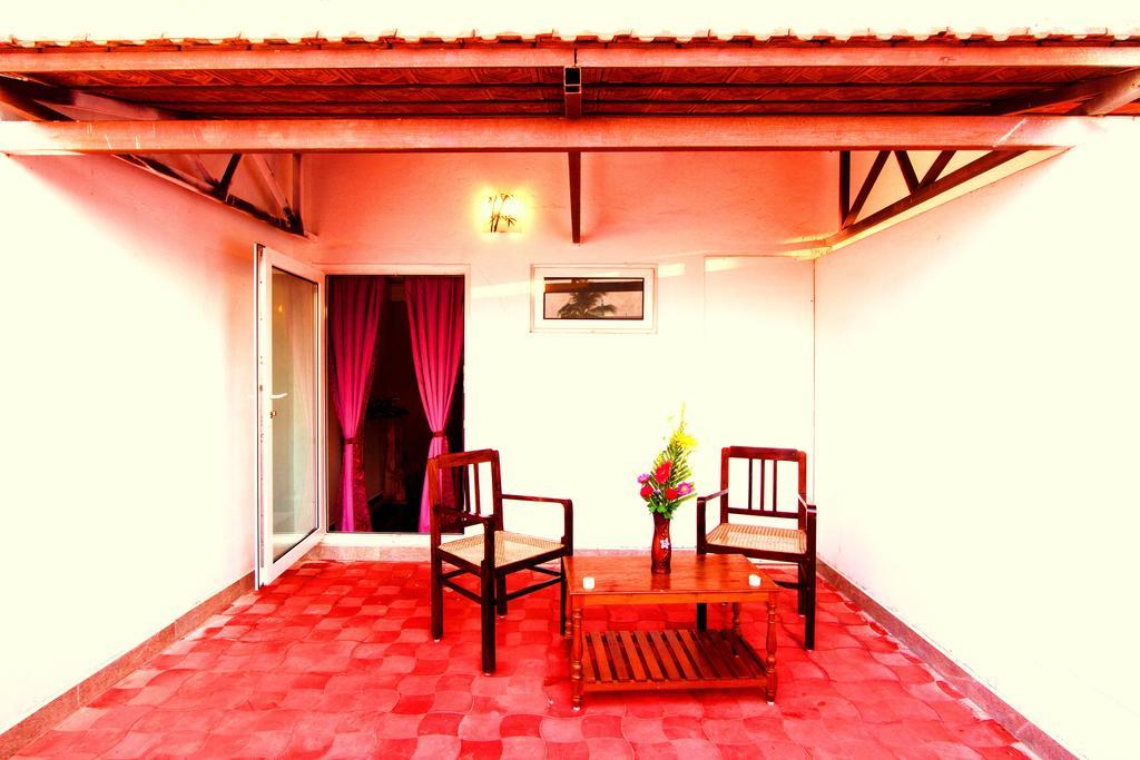 Hotel Bonsejour Pondicherry Exteriör bild
